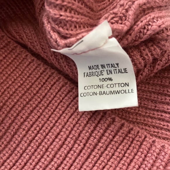 V Neck knit/ sweater tank top - Picture 4 of 4